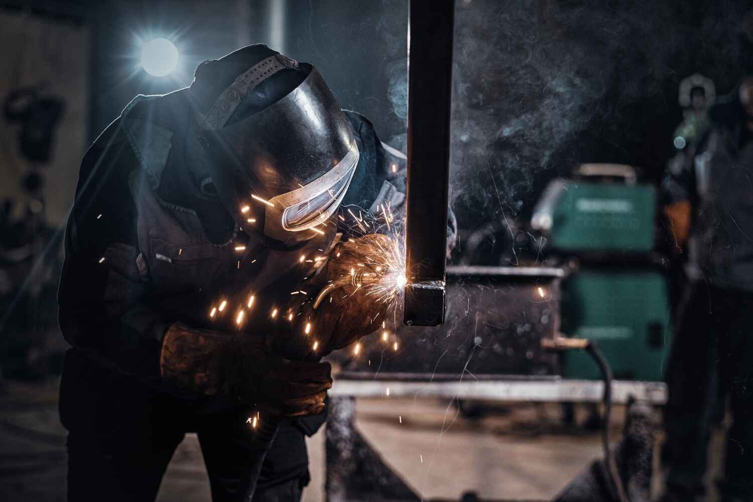 Welder & Metal Fabrication